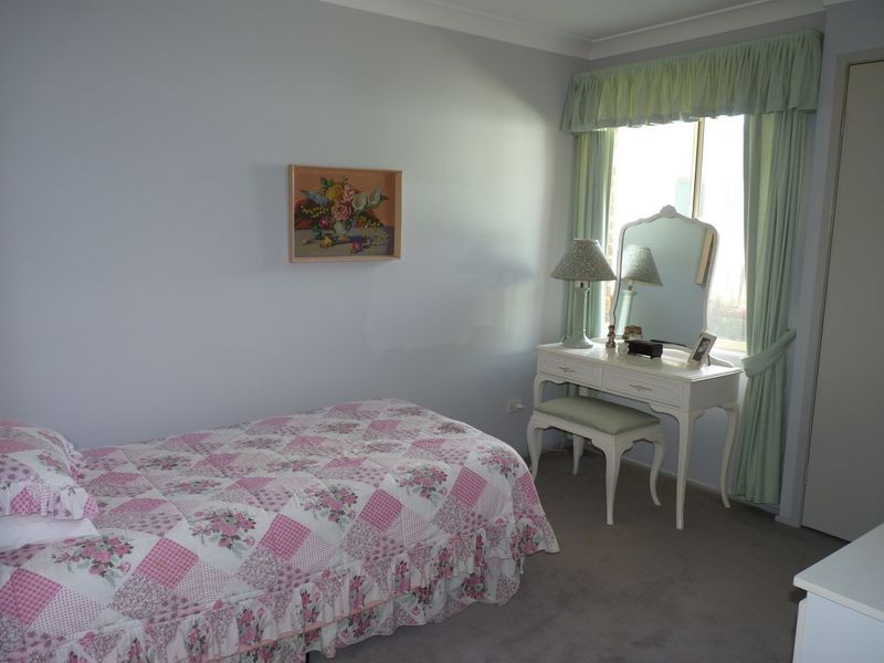 77 Donlan Road, Mollymook NSW 2539