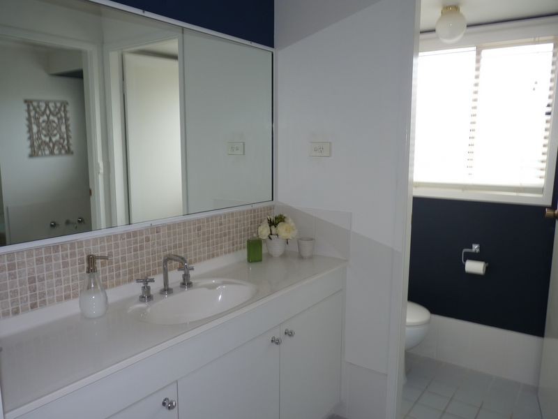 50 Lyra Drive, Lake Tabourie NSW 2539