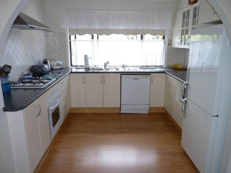 29 Acacia Street, Fishermans Paradise NSW 2539