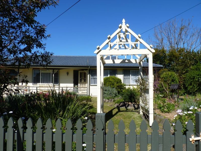 184 Matron Porter Drive, Mollymook NSW 2539