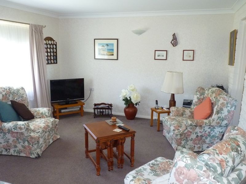 184 Matron Porter Drive, Mollymook NSW 2539
