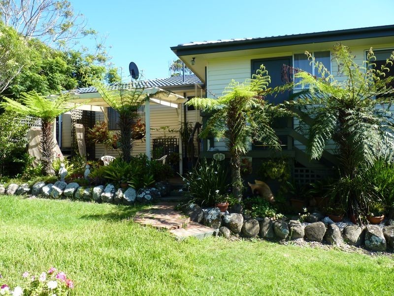 184 Matron Porter Drive, Mollymook NSW 2539