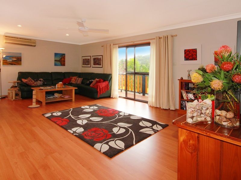 12 Honeysuckle Close, Burrill Lake NSW 2539
