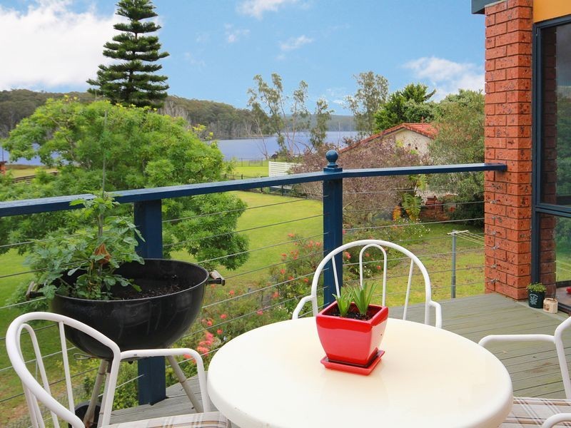 12 Honeysuckle Close, Burrill Lake NSW 2539