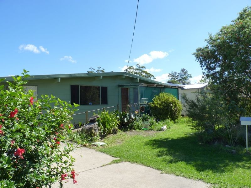 75 Cornfield Parade, Fishermans Paradise NSW 2539
