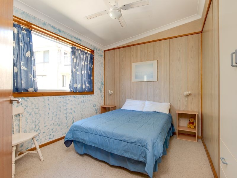 7 Surfers Avenue, Narrawallee NSW 2539