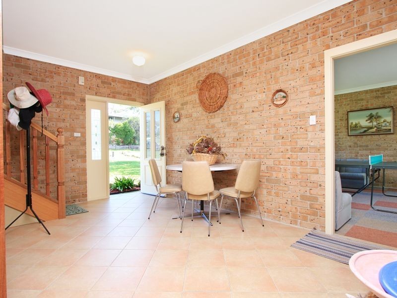 33 Mercury Drive, Lake Tabourie NSW 2539