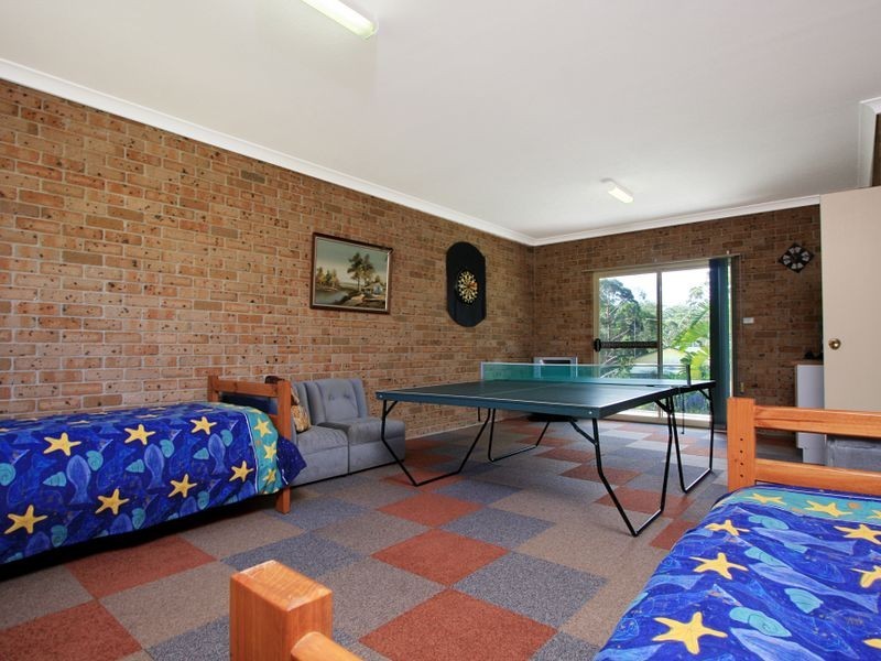 33 Mercury Drive, Lake Tabourie NSW 2539