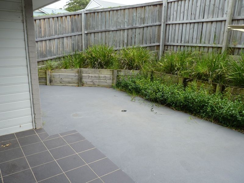 2/8-10 Wuru Drive, Burrill Lake NSW 2539