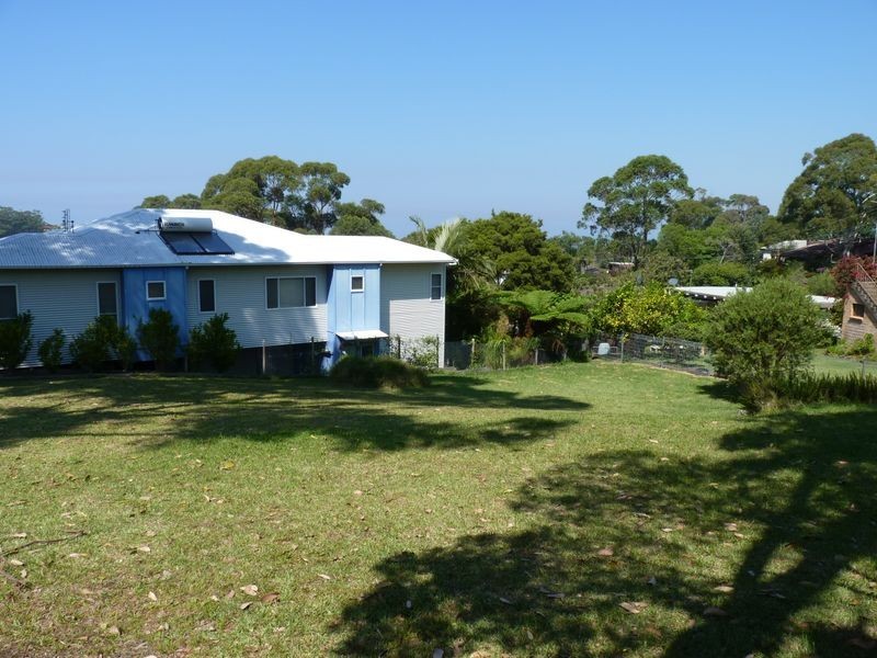 27 Bannister Head Road, Mollymook NSW 2539