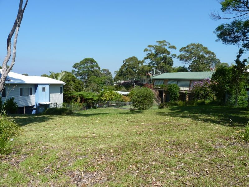 27 Bannister Head Road, Mollymook NSW 2539