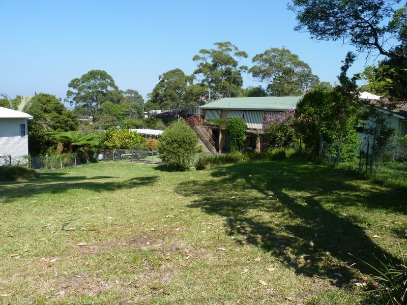 27 Bannister Head Road, Mollymook NSW 2539