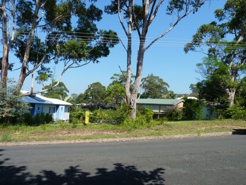 27 Bannister Head Road, Mollymook NSW 2539
