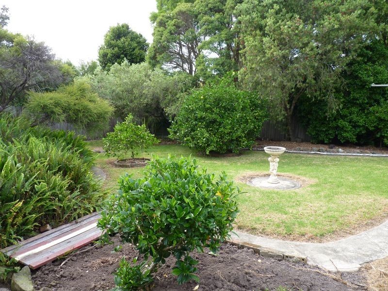 64 Wyoming Avenue, Burrill Lake NSW 2539