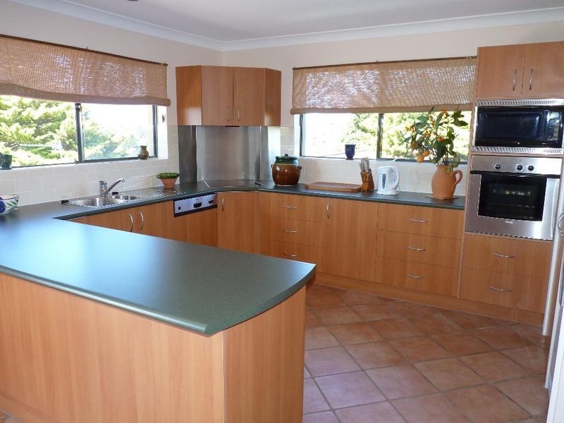 42 Seaview St, Mollymook NSW 2539