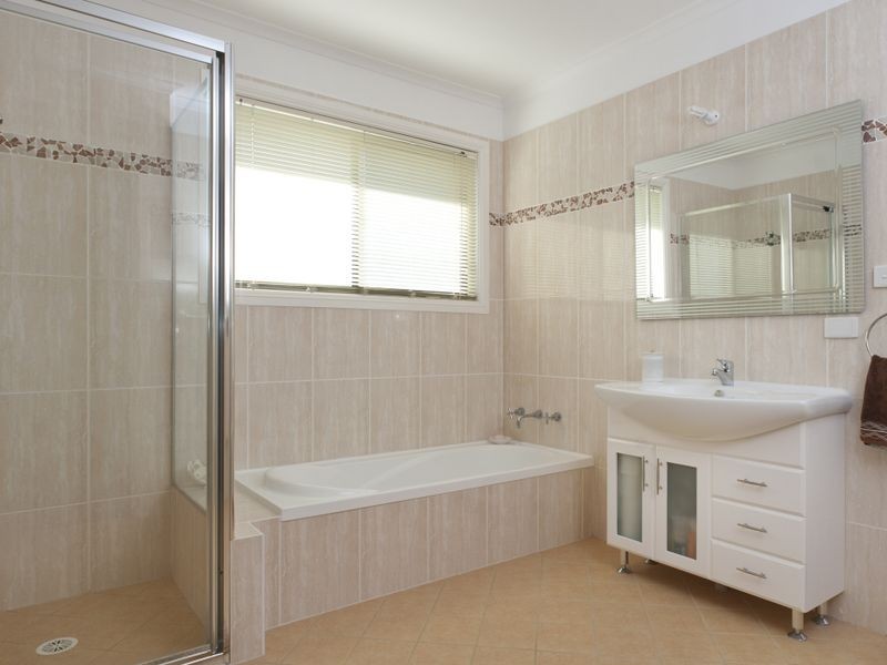 3 Huntingdale Drive, Mollymook NSW 2539