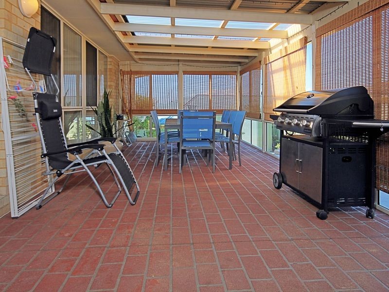 96 Golden Wattle Drive, Ulladulla NSW 2539