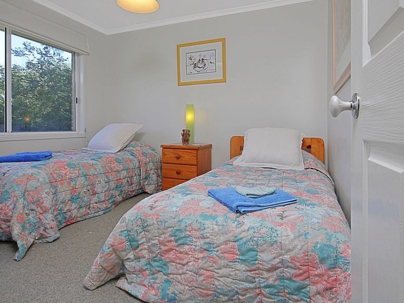 37 Leo Drive, Narrawallee NSW 2539