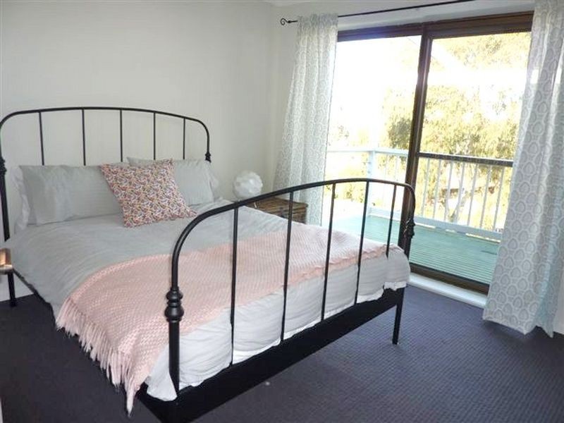 1/12 Niblick Ave, Mollymook NSW 2539