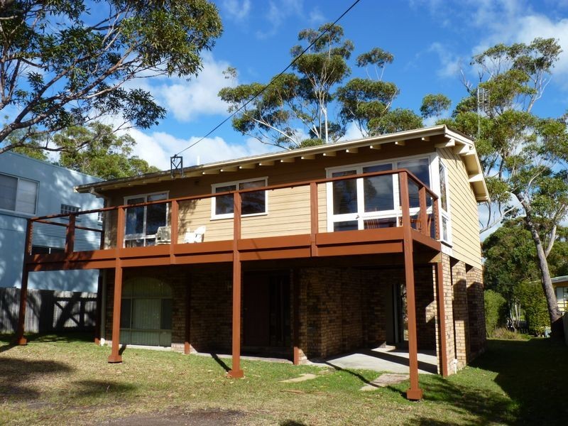 147 Matron Porter Drive, Narrawallee NSW 2539