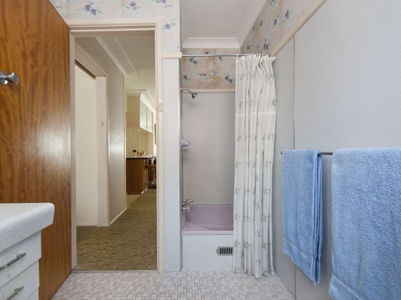 3 Oak Avenue, Lake Tabourie NSW 2539