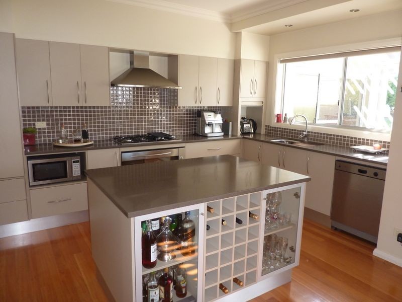 14 Yarrawonga Dr, Mollymook NSW 2539