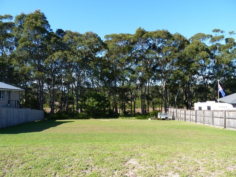 13 Bada Crescent, Burrill Lake NSW 2539