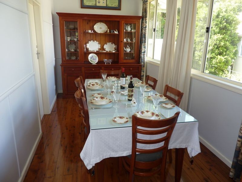 4 Maria Ave, Burrill Lake NSW 2539