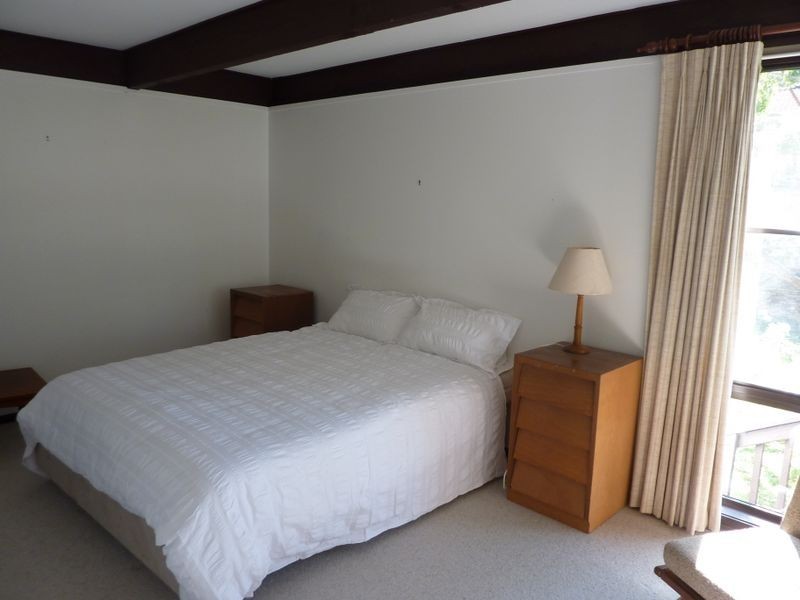 10 Surfers Ave, Narrawallee NSW 2539