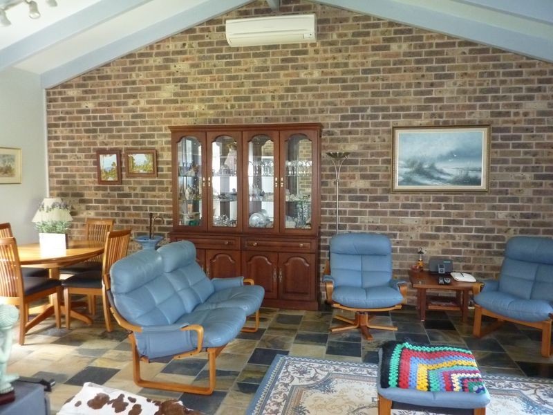 11 Mercury Drive, Lake Tabourie NSW 2539