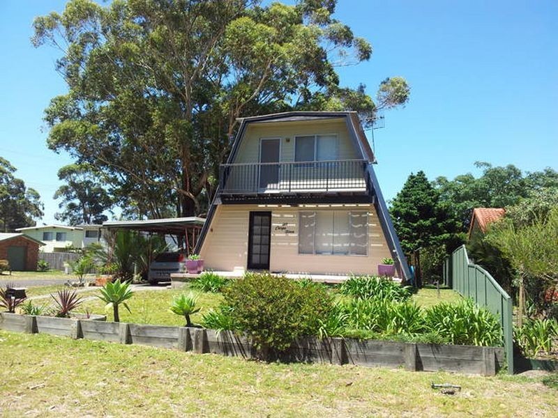28 Bangalow St, Narrawallee NSW 2539