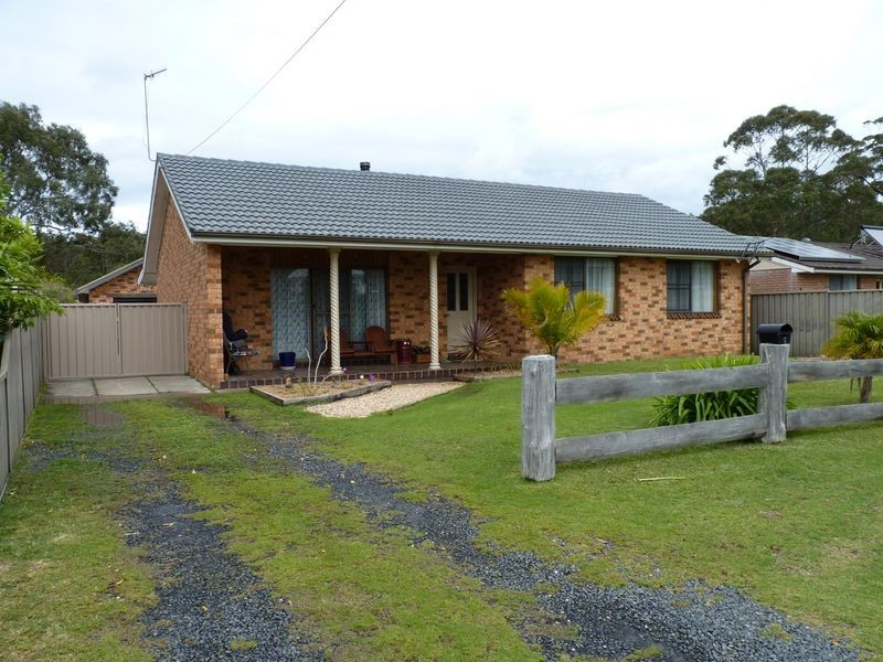 5 Lyra Drive, Lake Tabourie NSW 2539