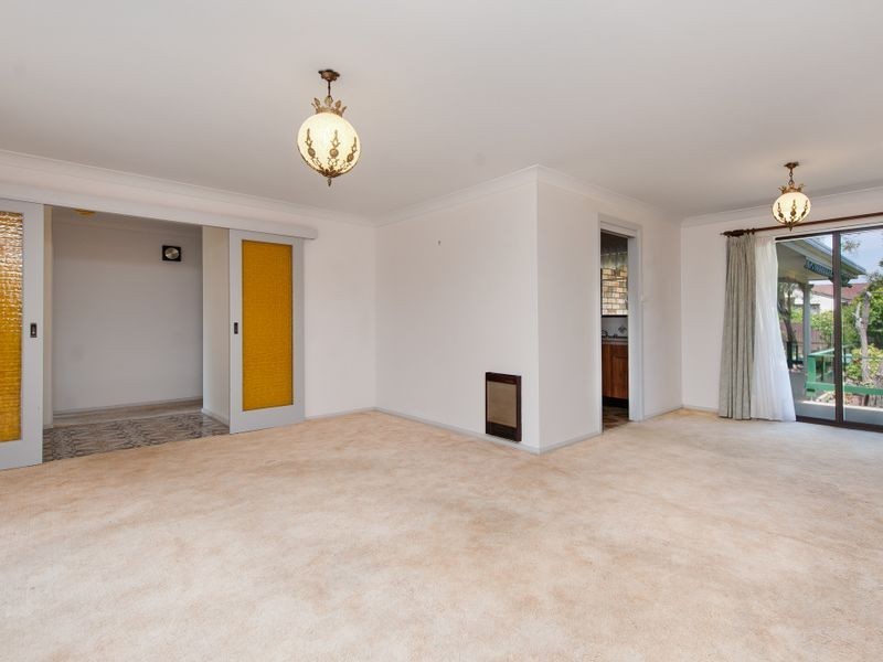 17 Augenaut Avenue, Ulladulla NSW 2539