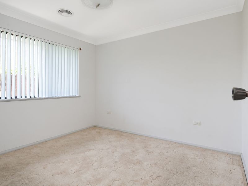 17 Augenaut Avenue, Ulladulla NSW 2539