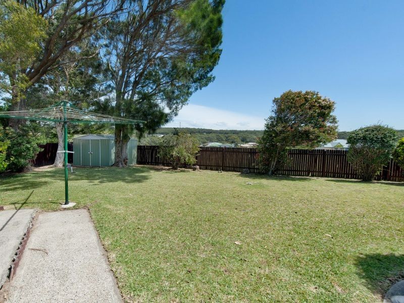17 Augenaut Avenue, Ulladulla NSW 2539