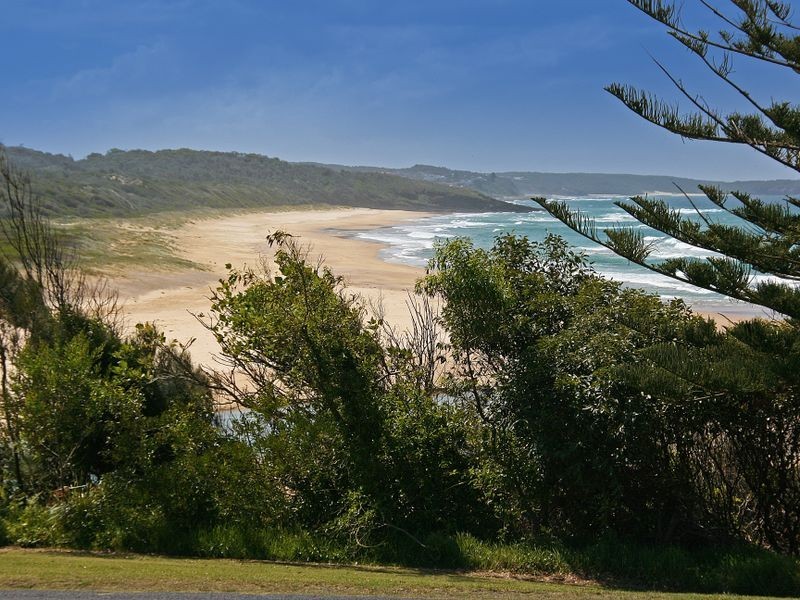 23 Seaside Parade, Dolphin Point NSW 2539