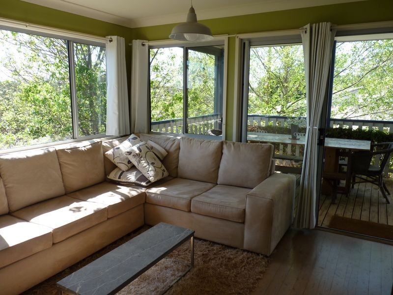 11 Skillman Place, Mollymook NSW 2539