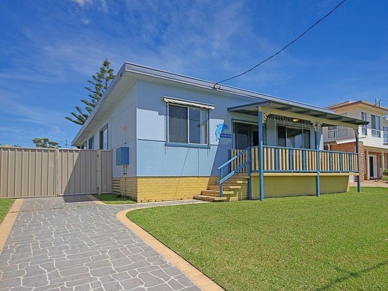 41 Seaside Parade, Dolphin Point NSW 2539
