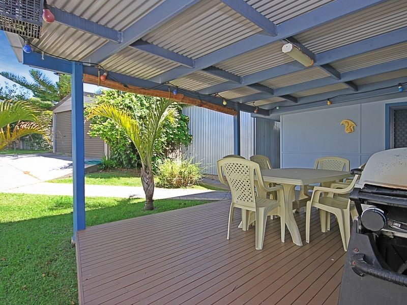 41 Seaside Parade, Dolphin Point NSW 2539