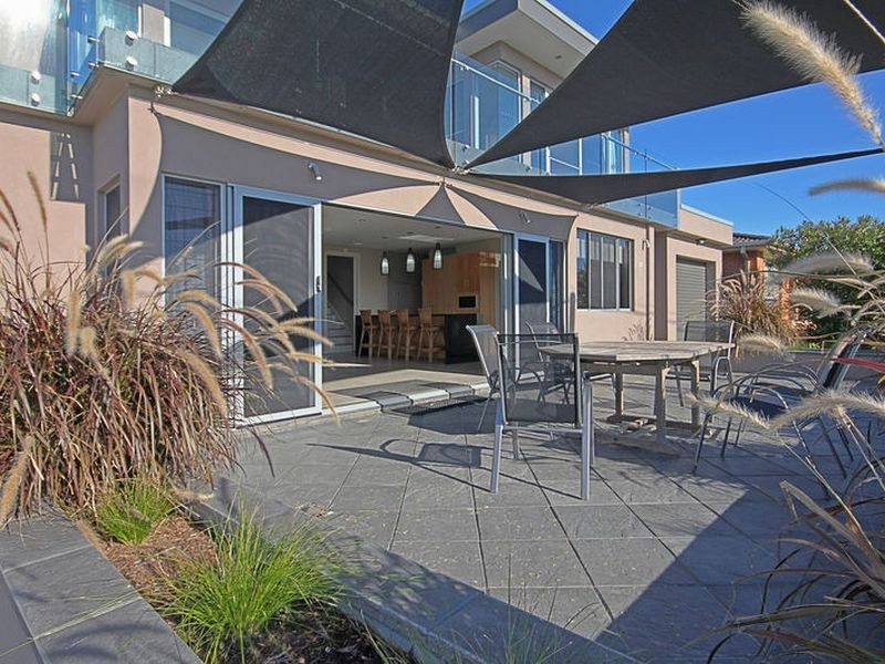 13 Seaside Pde, Dolphin Point NSW 2539