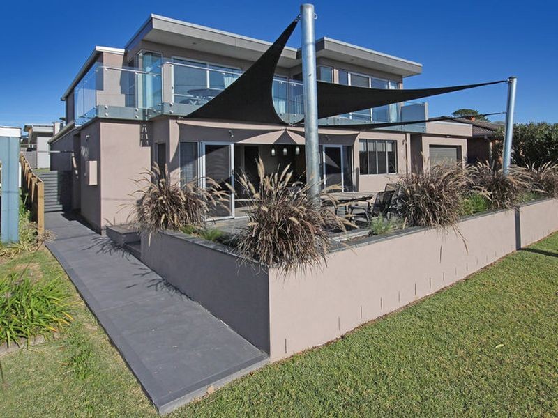 13 Seaside Pde, Dolphin Point NSW 2539
