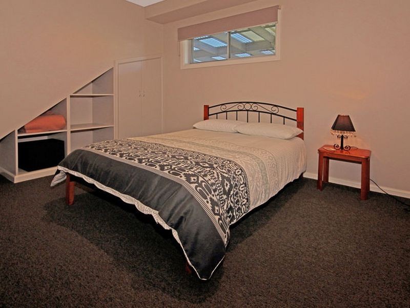 13 Seaside Pde, Dolphin Point NSW 2539