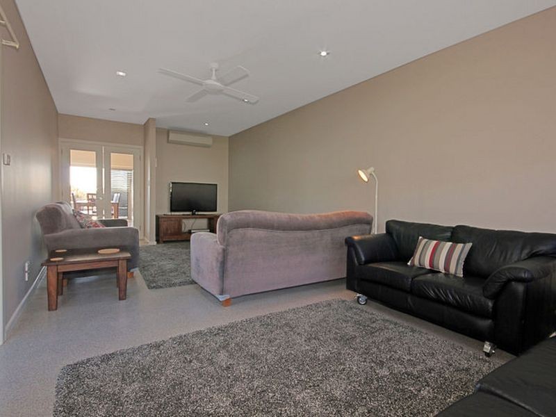 13 Seaside Pde, Dolphin Point NSW 2539