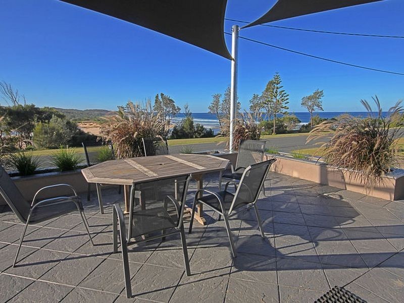 13 Seaside Pde, Dolphin Point NSW 2539