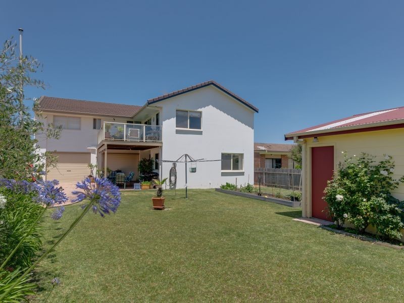 66 South Pacific Crescent, Ulladulla NSW 2539
