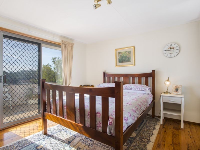 5 Forest Way, Mollymook NSW 2539