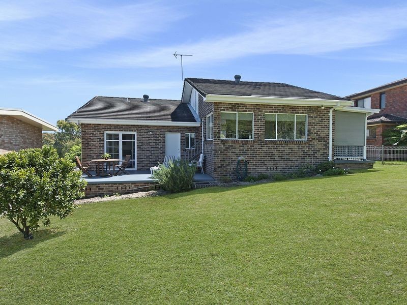 80 Carroll Avenue, Mollymook NSW 2539