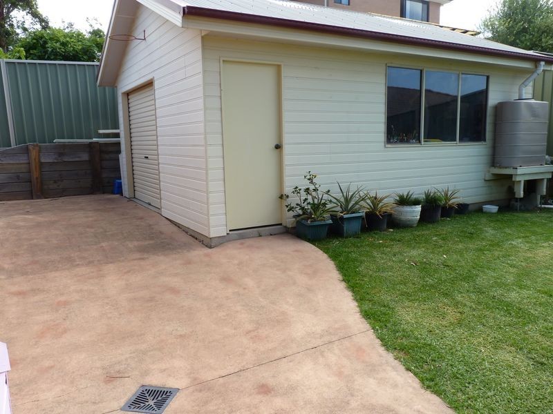 4 Seawinds Parade, Narrawallee NSW 2539