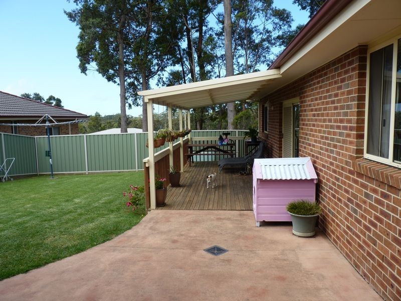 4 Seawinds Parade, Narrawallee NSW 2539