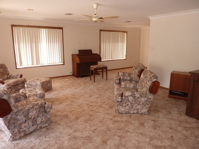 36 Anker Ave, Mollymook NSW 2539